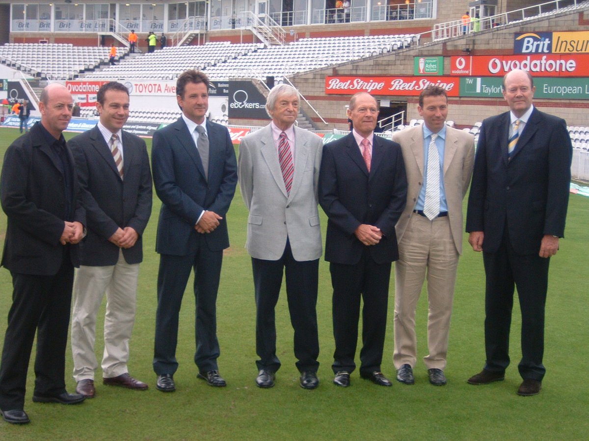 theanalyst's tweet image. 2005 THE GREATEST ASHES - Lord&apos;s Day 1 open.substack.com/pub/cricverse/…