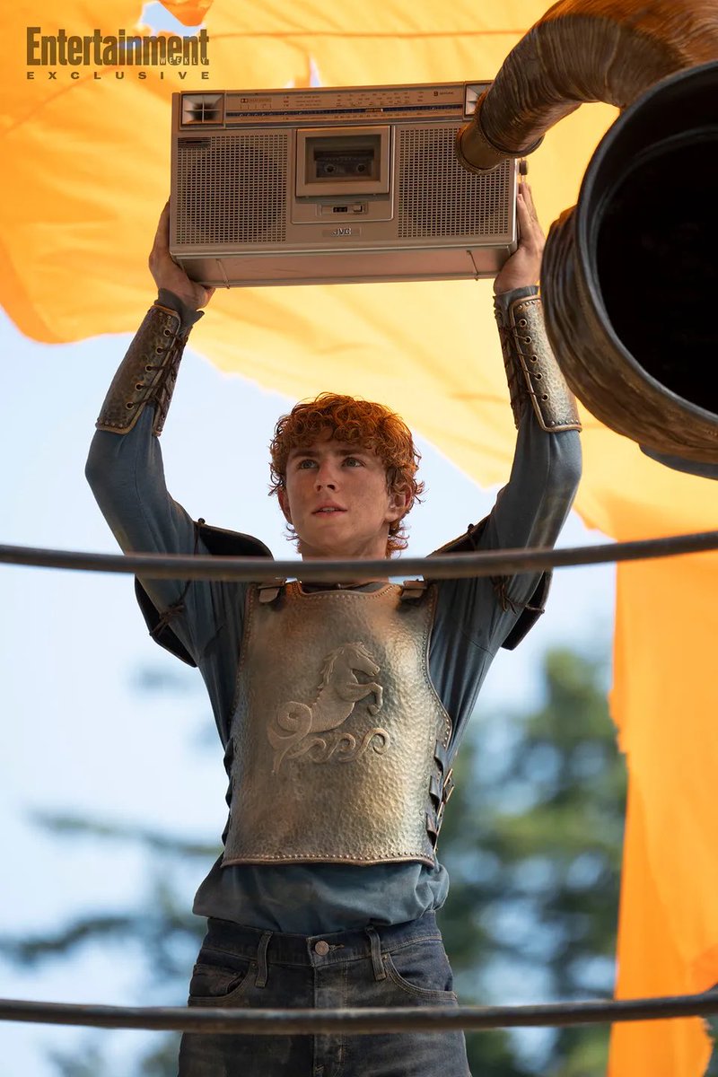 GillianBlum's tweet image. NEW STILLS FROM #PercyJackson SEASON 2!!
(via Entertainment Weekly)