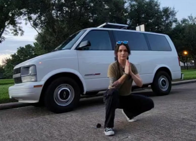 FoxieKT's tweet image. We hit all of our stream goals this week (THANK YOU!!!) so today I’m doing a bonus stream! I’ll be teaching my friend how to ride a bike. You won’t want to miss it 🙃 See you soon!