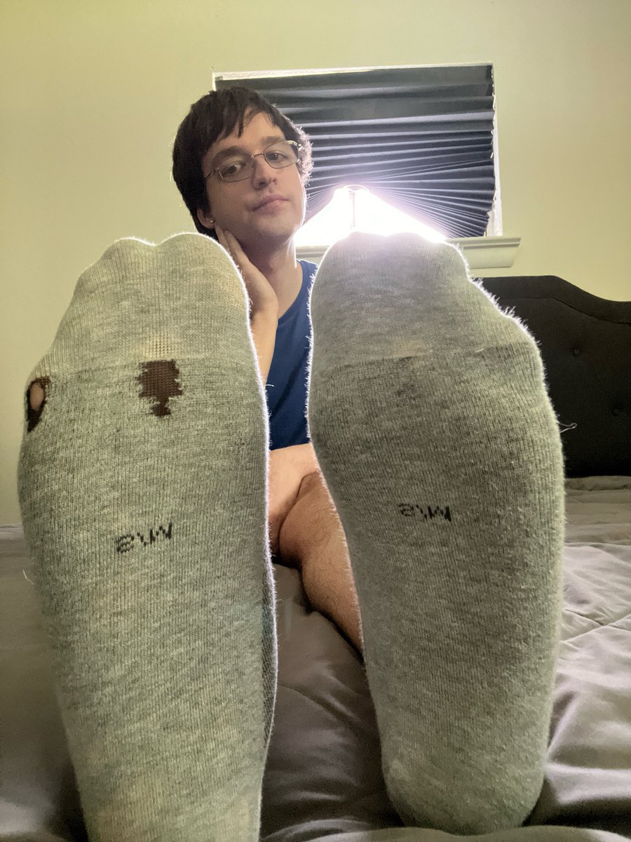 thecutietoes's tweet photo. Guess how long I’ve worn these socks. Closest guess gets the next pair. 👀🧦 #SockChallenge #FeetTok https://t.co/Ut7LdEMkIl