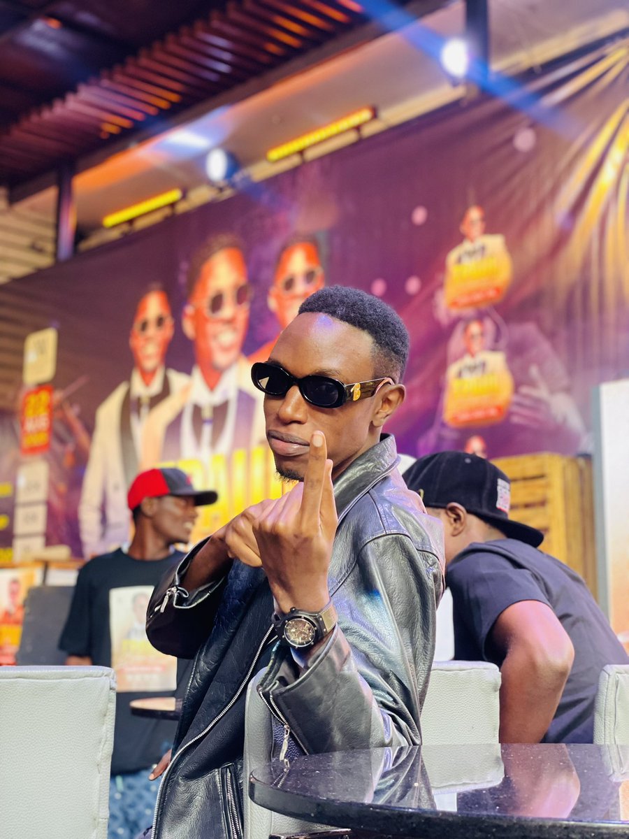 gboyrevins's tweet image. What’s up my people.. But are you aware that I have an event on 2nd August 2025? Come and experience some beautiful vibes at Infinity Terrace Bukoto .. Doors open at 6pm ❤️❤️🎹