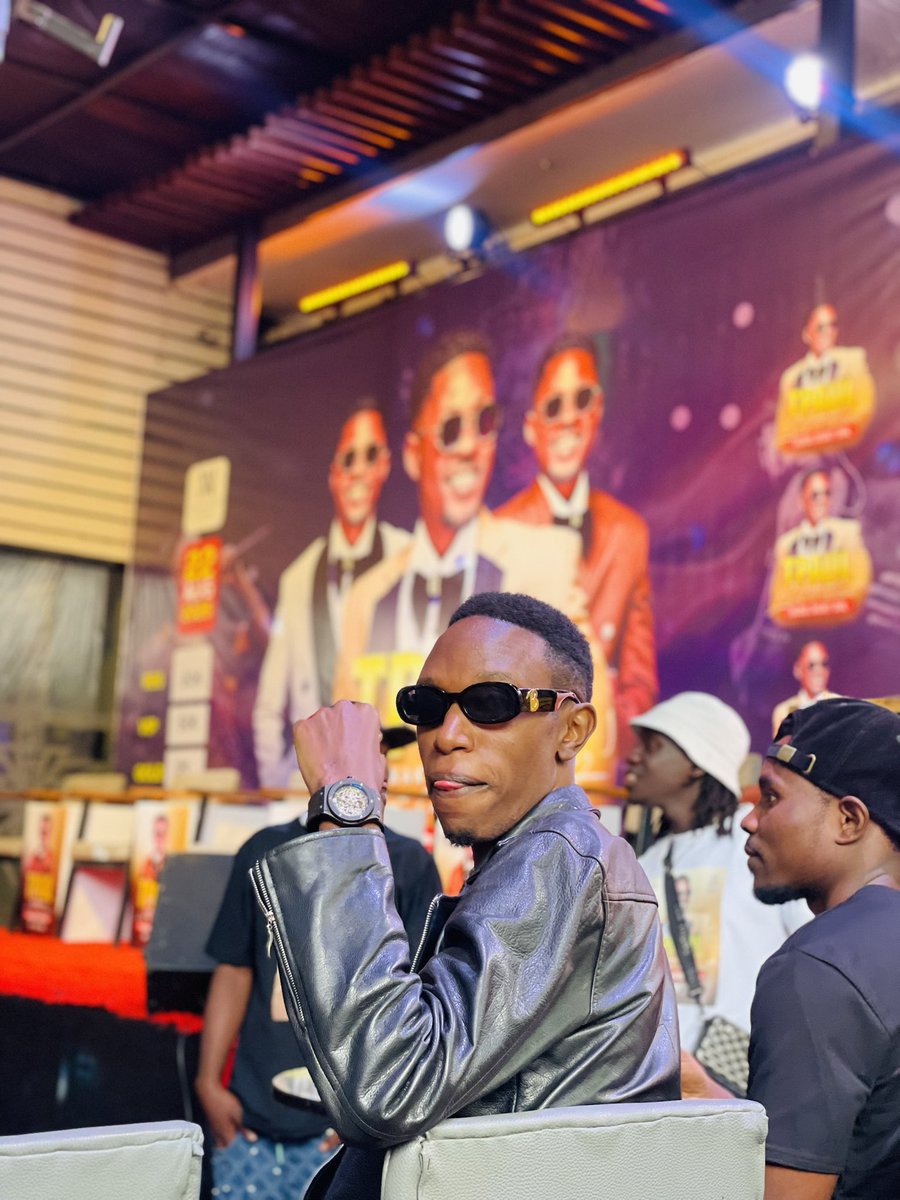gboyrevins's tweet image. What’s up my people.. But are you aware that I have an event on 2nd August 2025? Come and experience some beautiful vibes at Infinity Terrace Bukoto .. Doors open at 6pm ❤️❤️🎹