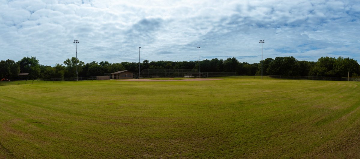 Advanced Sports Turf (@atssportsturf) on Twitter photo Topdressing is a great way to improve your field’s soil structure, drainage, and playability. ATS rep <a href="/FonzChris/">Chris Fondren</a> breaks down some common topdressing questions and their answers here: bit.ly/406NrrJ. Topdressing is a great way to improve your field’s soil structure, drainage, and playability. ATS rep <a href="/FonzChris/">Chris Fondren</a> breaks down some common topdressing questions and their answers here: bit.ly/406NrrJ.