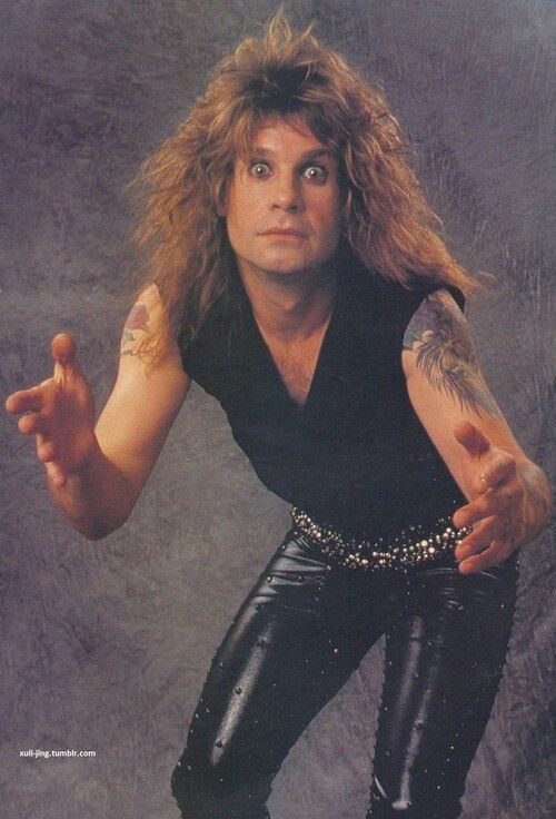 MIDNITEHELLION's tweet photo. Rest in peace to the legend, Ozzy Osbourne. You've always been a part of our lives, and could never imagine a world without you in it. Rock 'n Roll Heaven just got heavier. We will never forget you. Condolences to all of his family, friends, and fans.
#OzzyOsbourne #OzzyRules https://t.co/eTlsiSRgly