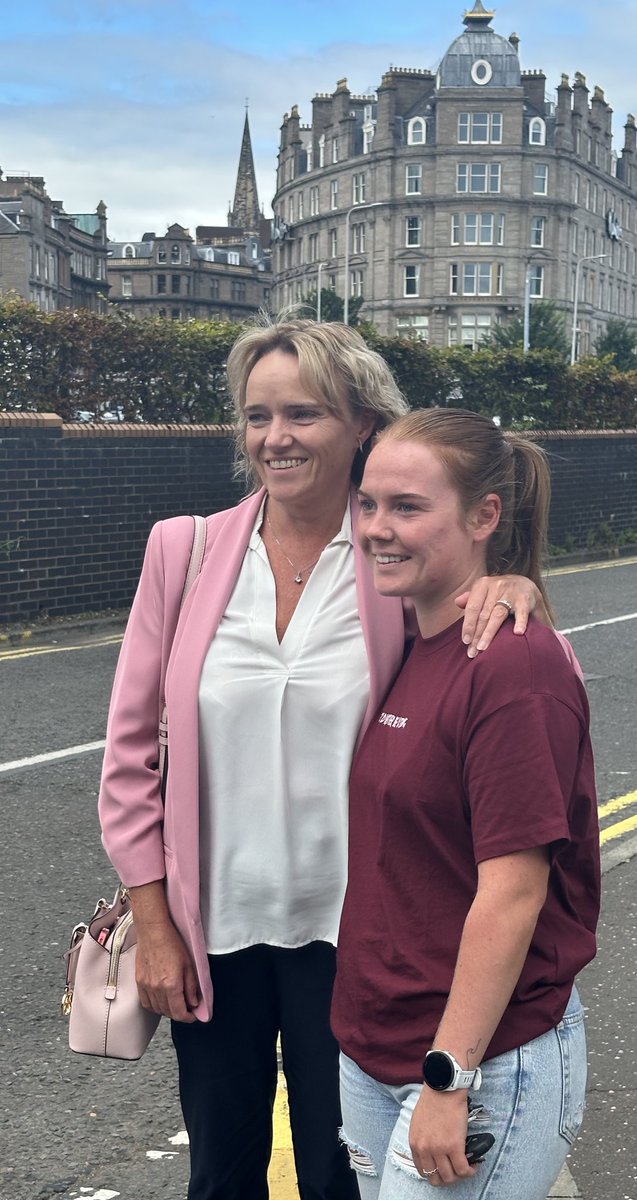 RobbieTravers's tweet image. Yesterday, at the Sandie Peggie tribunal, it was suggested through some fairly shoddy hearsay that Sandie Peggie might be a homophobe & harbour a prejudice against her own daughter.
I can safely tell you this is not what a homophobic mother looks like.
#IStandWithSandiePeggie