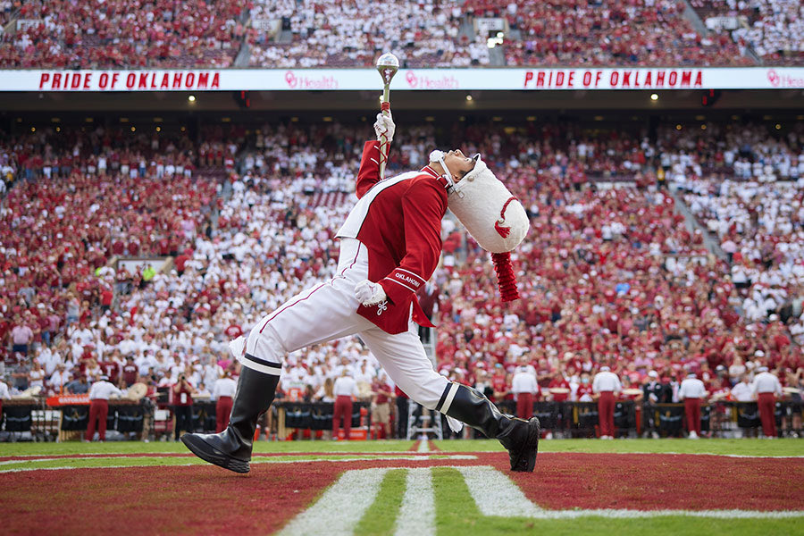 OURadioCrew's tweet image. Mentally, we're here:
"The University of Oklahoma proudly presents, the 2025 PPPPPPPRRRRRide of Oklahoma!"