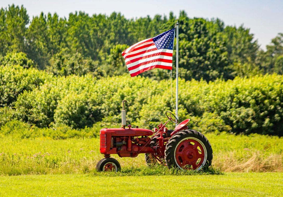 GeneticLiteracy's tweet image. The science-scarce MAHA report raised concerns about the health risks of chemicals like glyphosate and atrazine, widely used in agriculture. Regardless of MAHA claims, the White House is trying to reassure farm groups that no serious regulatory changes are on the horizon.…