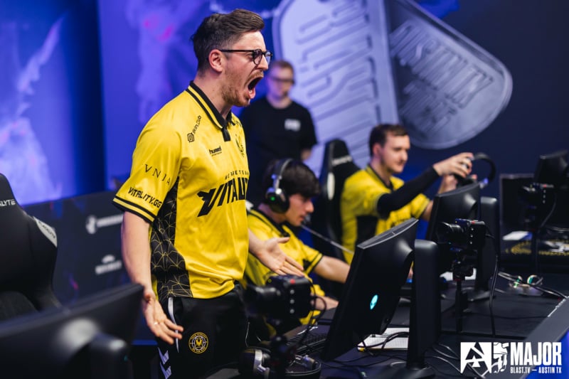 Jake Lucky tweet media