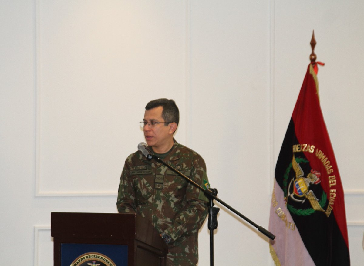 FFAAECUADOR's tweet image. Fuerzas Armadas del Ecuador refuerzan la defensa nacional en el ciberespacio

En Quito se inauguró el I Ejercicio Estratégico Interinstitucional de Gestión de Crisis en el Ciberespacio, con el objetivo de fortalecer la defensa de las infraestructuras críticas digitales del Estado…