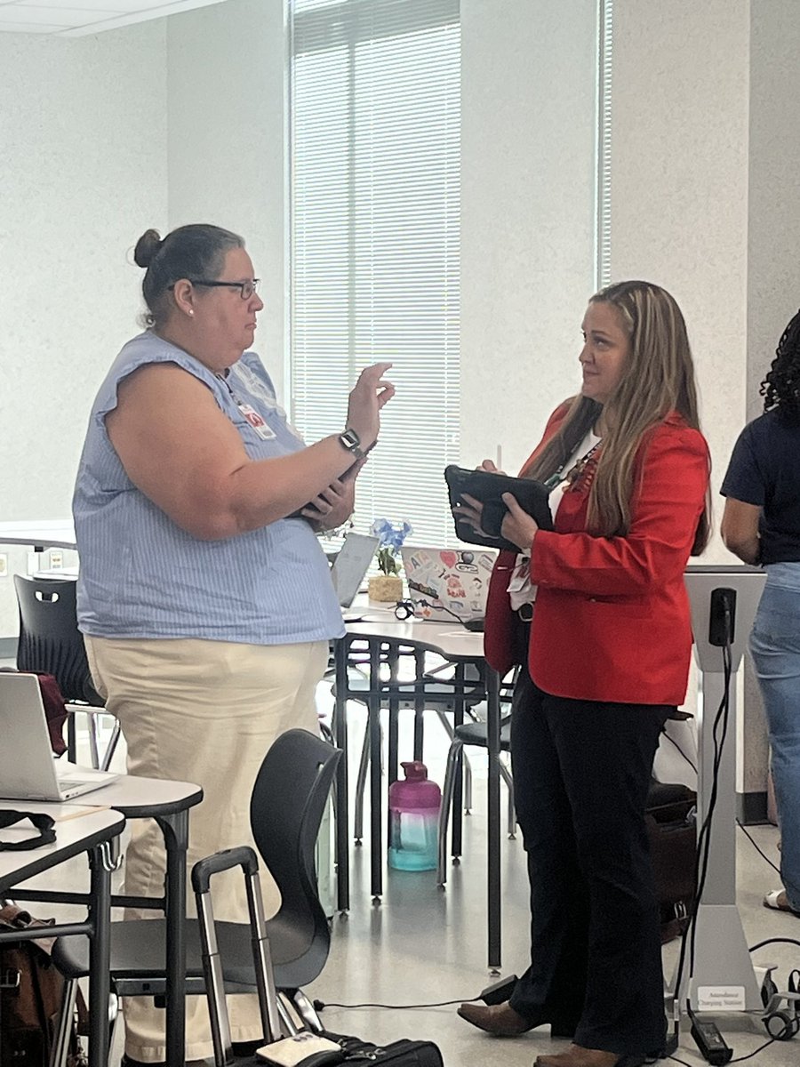STARS_902's tweet image. Excited to kick off the year with middle school math instructional specialists learning about Bluebonnet Learning. We are crafting the next chapter of the #AldineStory.