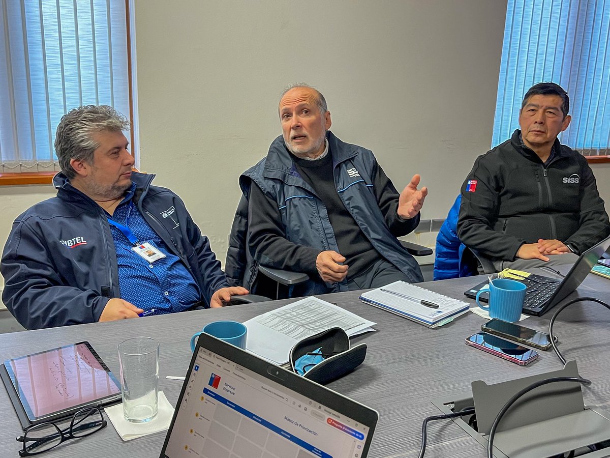 🔵 El Seremi Pablo Joost participó en la Mesa Técnica de Infraestructura Crítica regional, junto a <a href="/Senapred/">SENAPRED</a>. Coordinamos acciones para reforzar la conectividad, las telecomunicaciones y el transporte ante emergencias.

Seguimos trabajando por una región más segura y resiliente.
