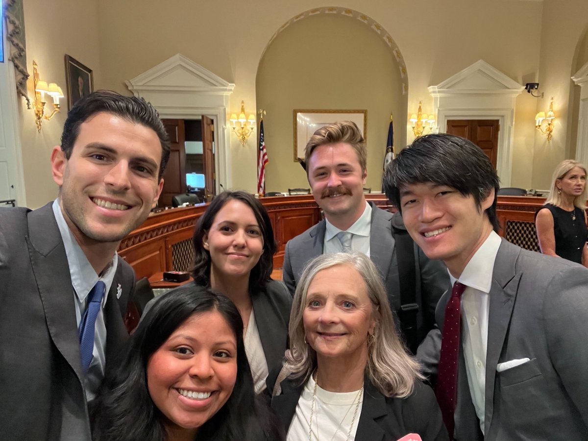 CommonCause's tweet image. Mary Kay Heling was one of 65,000+ NC voters whose lawful ballot was challenged by losing Supreme Court candidate Jefferson Griffin.
Today, she told Congress how it felt to be targeted—and raised alarm over DOJ efforts to question NC’s voter rolls.