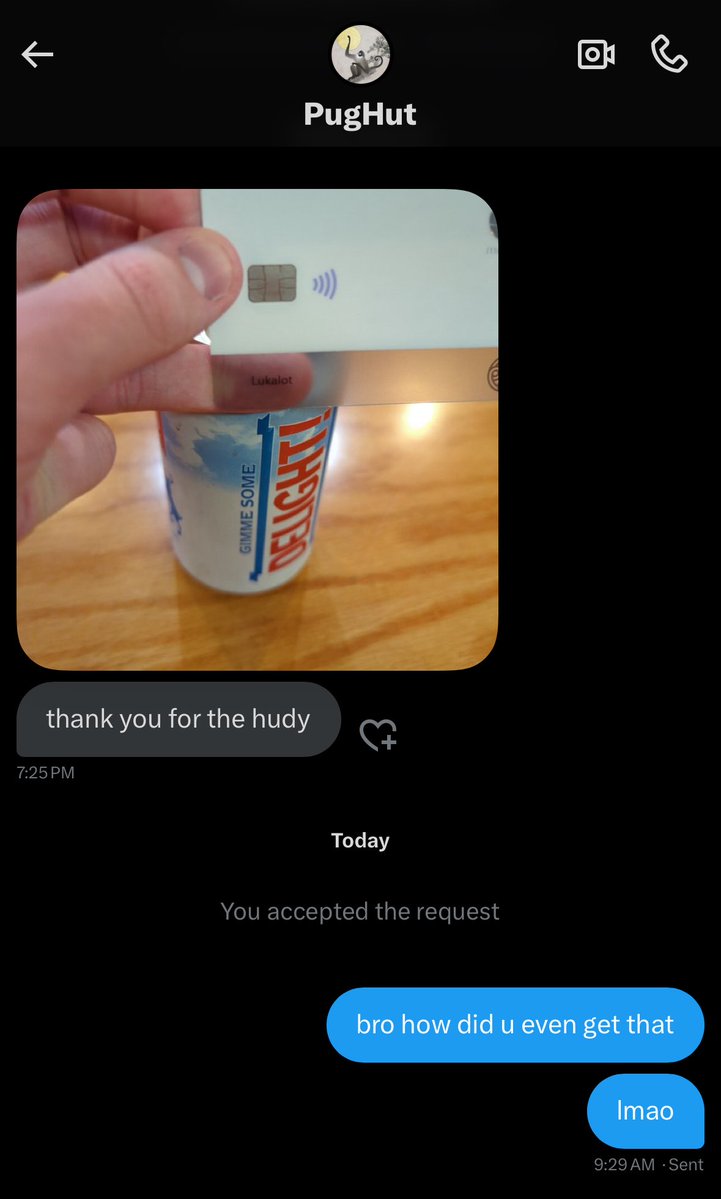 lukalotl's tweet image. what the hell is going on in my twitter dm requests. how the fuck do they have my credit card