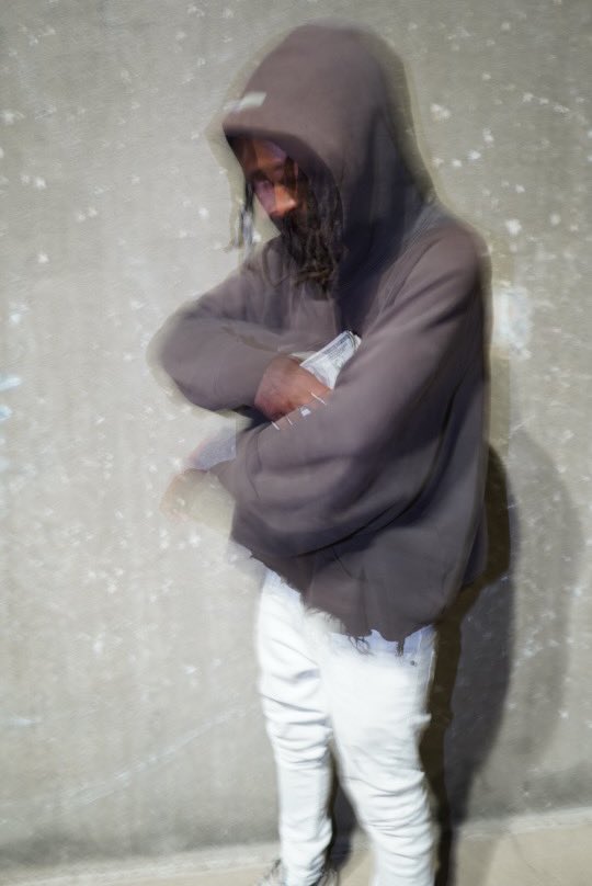 lilsumo305's tweet photo. New single otw https://t.co/gY6gWemtdk