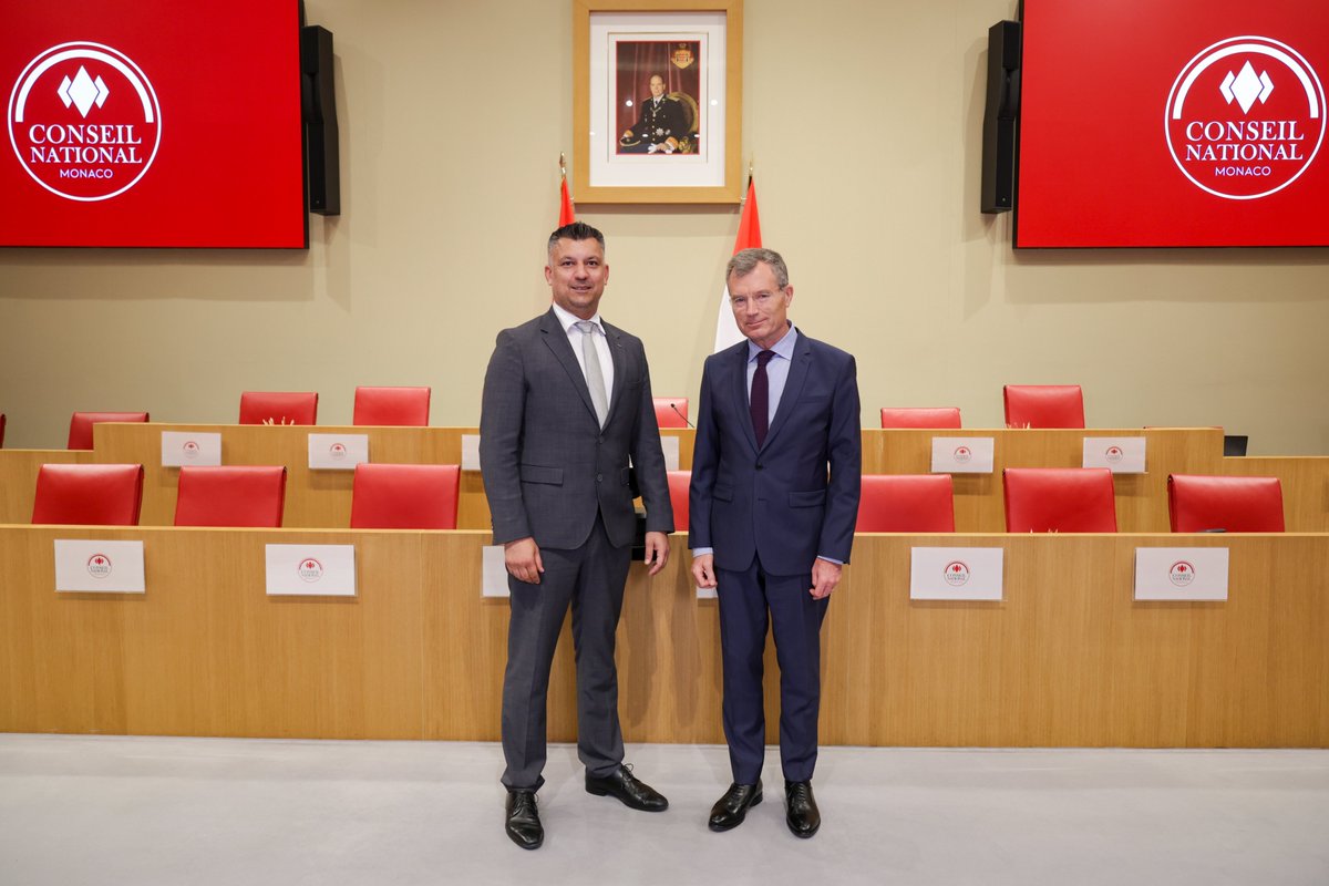 GvtMonaco's tweet image. Le Ministre d’État Christophe Mirmand a poursuivi, ce mardi, ses visites protocolaires en rencontrant successivement l’Archevêque de Monaco Monseigneur Dominique-Marie David, puis le Président du Conseil National Thomas Brezzo.
@ConseilNatMC
@DioceseMonaco