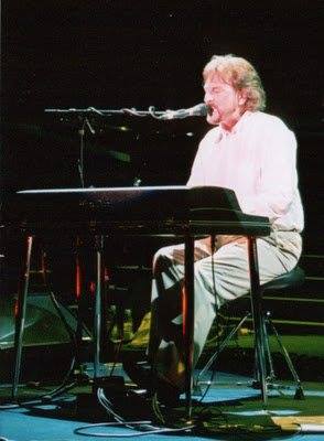 #OnThisDay, 1944, born #RickDavies - #Supertramp