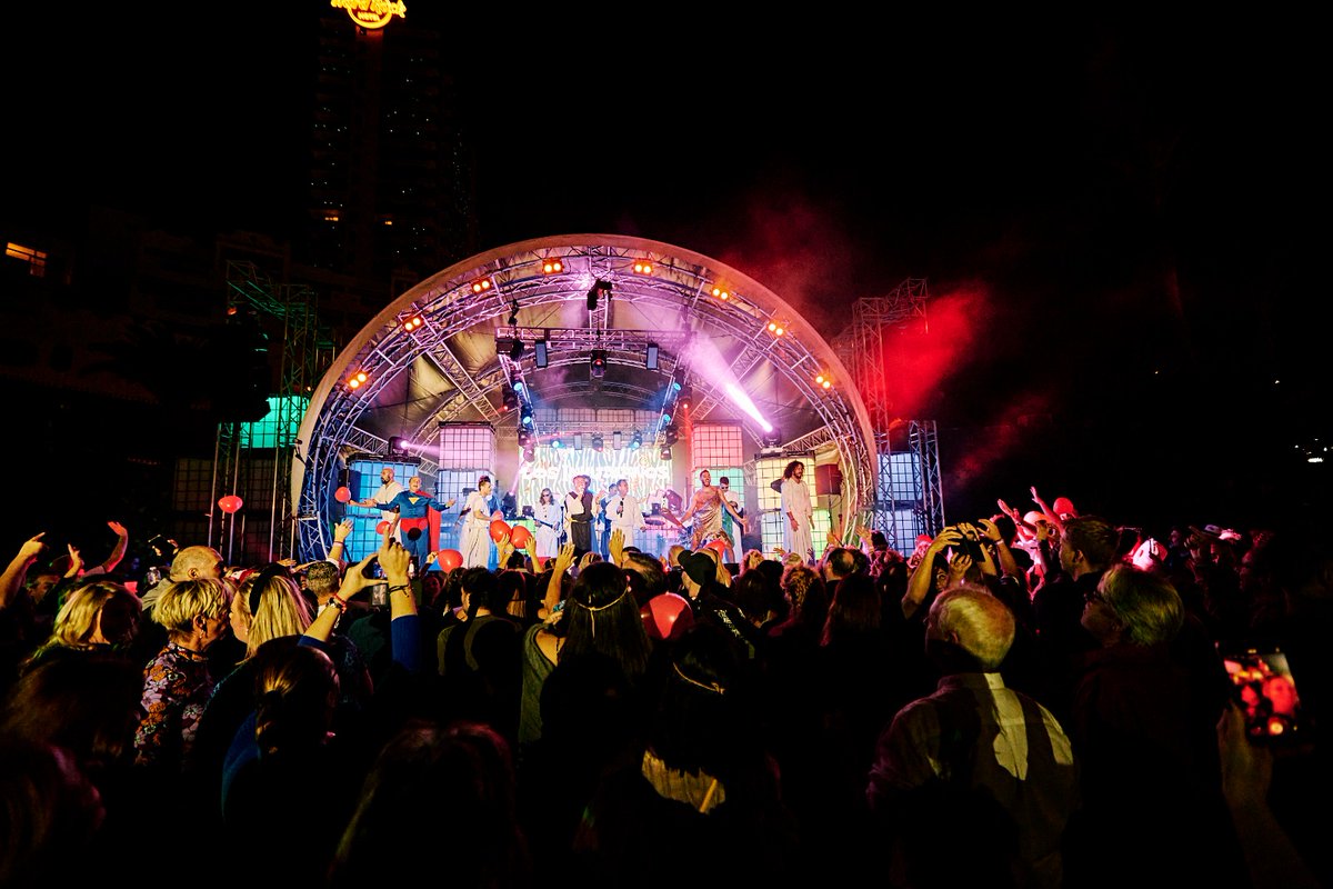 Los Inhumanos aterrizan en Huesca después de 14 años

Locura colectiva en la plaza de las Peñas de Huesca (plaza Navarra/Zaragoza) para el próximo miércoles, 13 de Agosto a partir de las 23:30h con acceso gratuito.

👇👇👇

acortar.link/iEkS4d

<a href="/aytohuesca/">Ayuntamiento de Huesca</a> #sanlorenzo2025