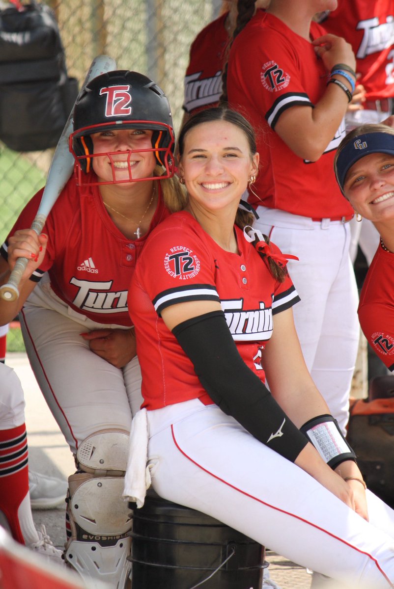 paigenicole2027's tweet image. Second game today @ Noblesville Youth Baseball complex (3025 Westfield Rd) field 8. 1:15 game time!! @T2Robeson @Kenzie_LongT2 @thealliancefp