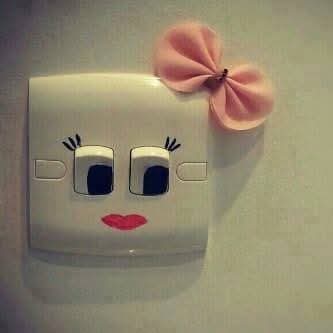 RolaSMansour's tweet image. المرأة متل الكهربا اذا احسنت معاملتها انارت لك حياتك..واذا اسأت معاملتها كهربت ام حياتك وجابتلك اجلك..🙂🤣