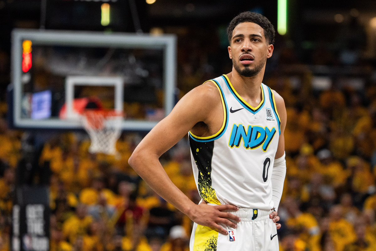TheIndyPacer's tweet image. “Yesterday I just started putting 50% body weight with crutches. So by about 7-8 weeks I should we walking in a boot, no scooter. I can’t wait for that moment. You take for granted the little things.”
— Tyrese Haliburton during the The Pat McAfee Show