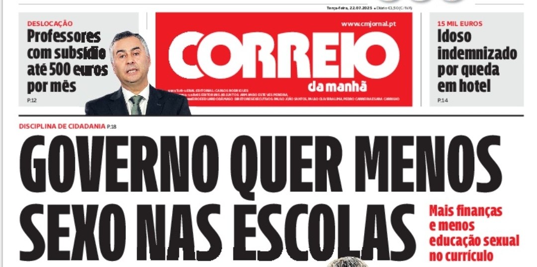 mhfesm's tweet image. Sexo nas escolas????
Eu devo andar muito distraída!!!!