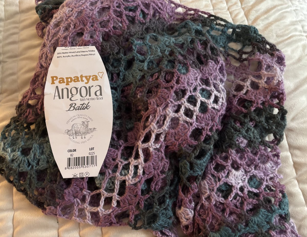 DalgetySusan's tweet image. Today I woman I had never met before gave me a gift of this beautiful scarf she had made for me to say thank you for The Women Who Wouldn’t Wheesht. I was speechless 💜