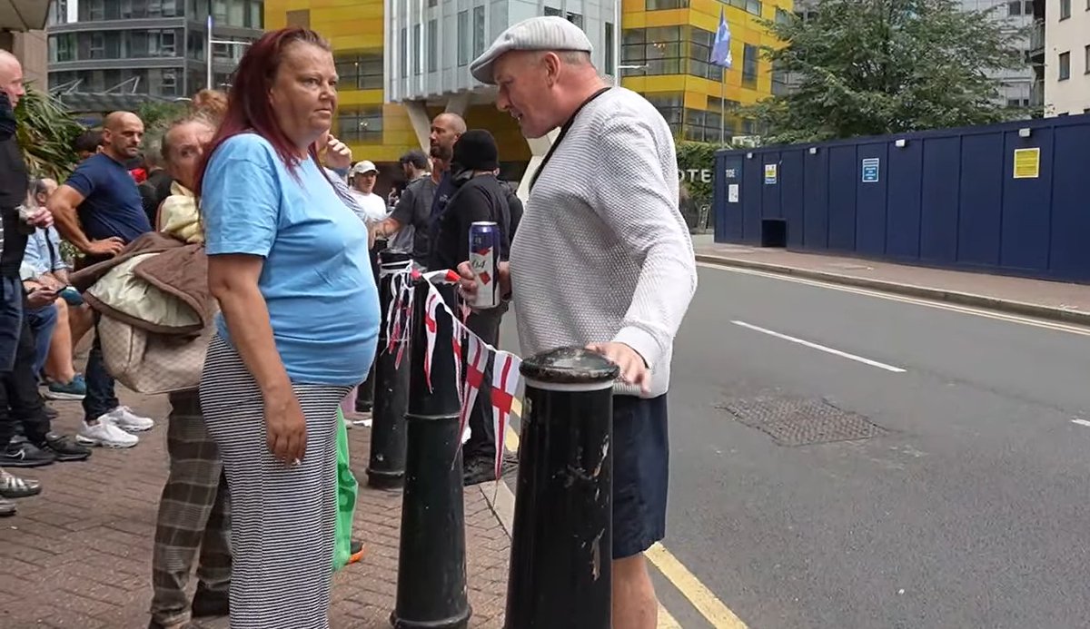 CentralAnti's tweet image. WARNING: Far-right racists are gathering outside the Britannia hotel in Tower Hamlets this evening, if you are in the area, be wary. They are pissed up and have already targeted a Muslim man and are intimidating non-white people walking past.
Look at the state of them.