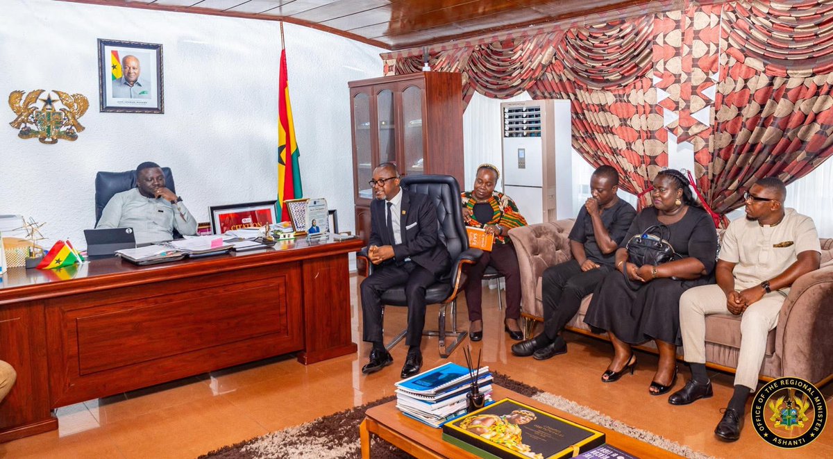 DrAmoakohene's tweet image. I received a team from GIZ, the Ministry of Local Government, Cheiftancy and Religious Affairs, and the Local Governance Network at the Ashanti Regional Coordinating Council.
Their visit was to seek the RCC’s partnership and support for ongoing and upcoming interventions aimed…