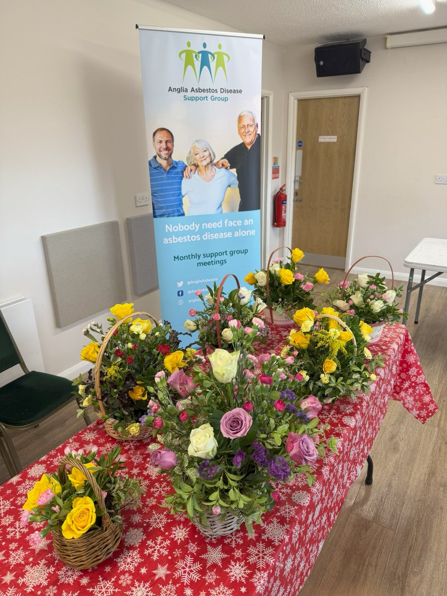 AngliaAsbestos's tweet image. Thank you to Jane Hamshaw for another excellent flower arranging session with some of our members today. A great time was had by all, and some beautiful arrangements were created.
#Norwich #Norfolk #SupportGroup #Asbestos #Mesothelioma #Asbestosis @Mesouk
