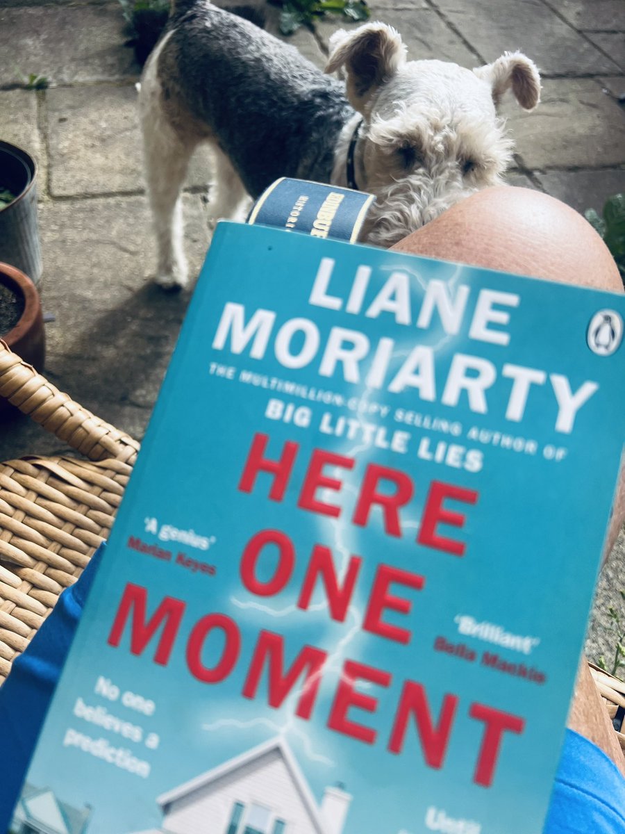 Day 2

#4for40

Swim, sunshine  and book 1 of the summer …