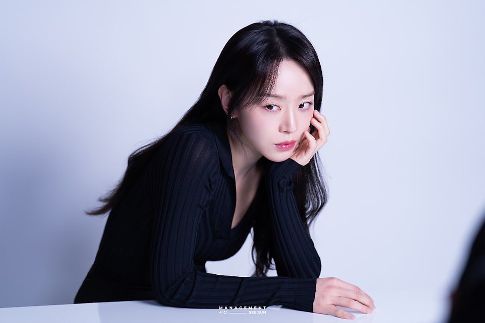 아무리 바빠도 자주 들어와야겠슴....
이 새벽에 혼자 막 소리지르고 뒷북치고 있거든요