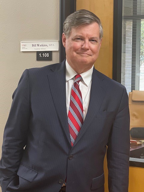 UTRGVNewsroom's tweet image. 🌟 Meet Bill Watkins, a #UTRGV Unsung Hero! For nearly 32 years, he’s guided students on their academic journeys with care & expertise. “When students express relief from uncertainty, it makes my day,” he says. 🙌
🔗 utrgv.news/BillWatkins
#UTRGVUnsungHero #UTRGVUnsungHeroes