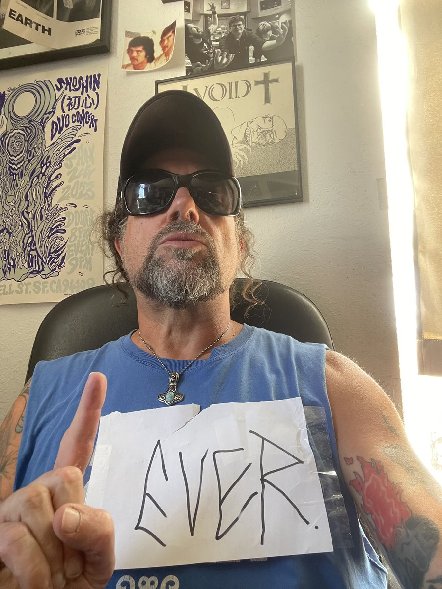 JeremyXBolm's tweet image. My guest tomorrow on @TheFirstEverPod is Greg Anderson of SUNN O))) / @southernlord
Subscribe now wherever you enjoy podcasts: linktr.ee/thefirsteverpo…