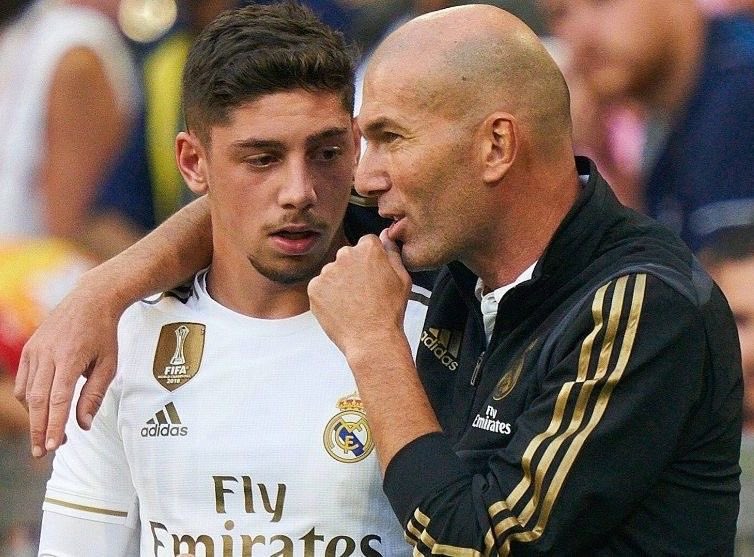 Como siempre decimos.

Gracias Zidane por elegir a Federico Valverde sobre Marcos Llorente. 🤍🙏🏻