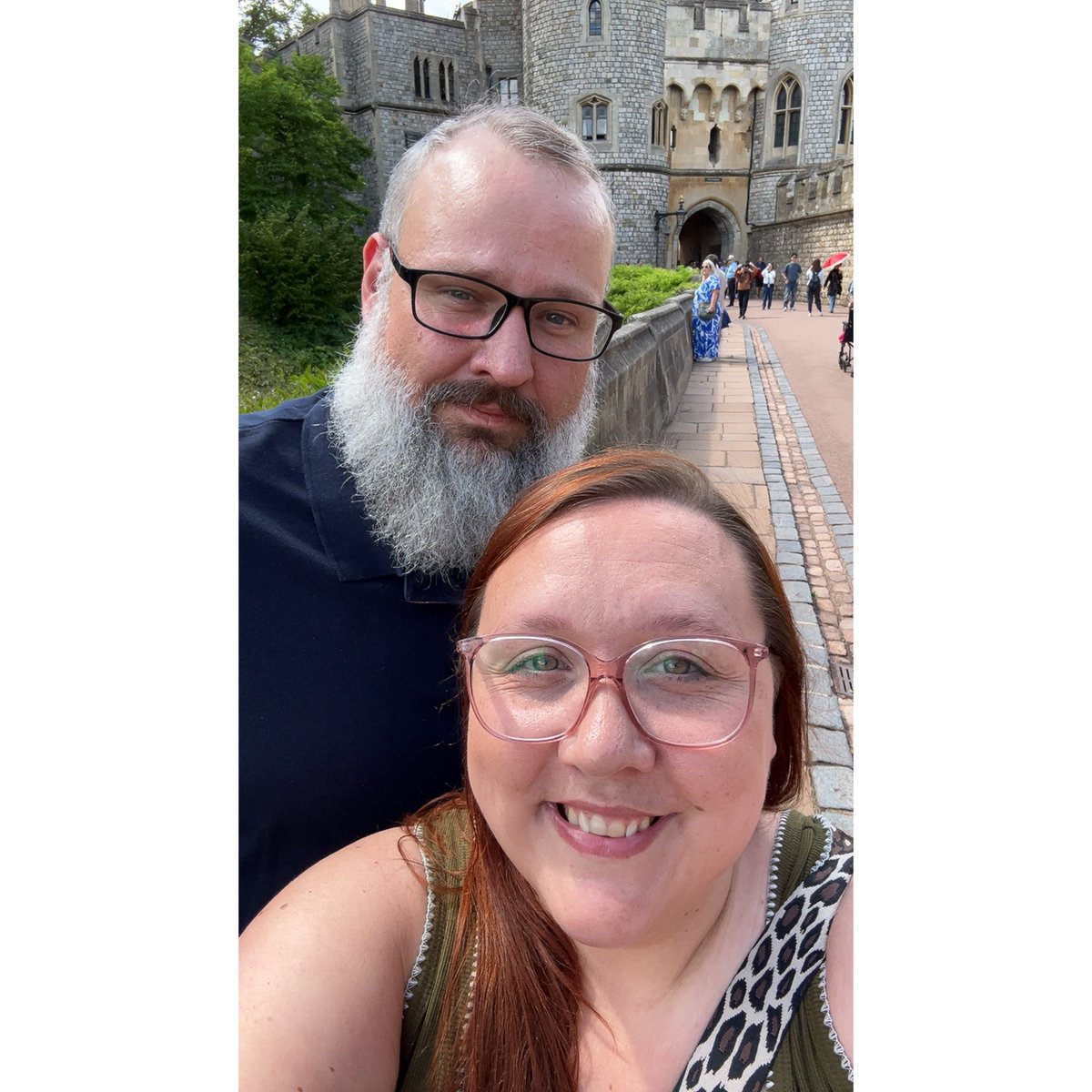 slb_ltu's tweet photo. Great start to the holidays - exploring a rainy Lincoln, sunning it with the royals in Windsor, chilling under twinkly lights and all with my favourite ✨❤️ https://t.co/HWMU2MhjEp
