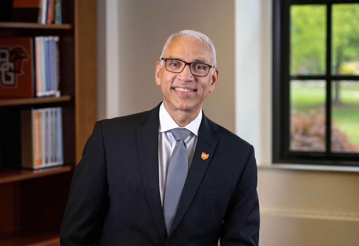 bgsu's tweet image. Meet the provost: Dr. Ravi Krovi plans to build on growing momentum at Bowling Green: bit.ly/46tn7Mb
@ravikrovi has nearly three decades of experience in higher education and joins #BGSU at a time of record-breaking enrollment and success.