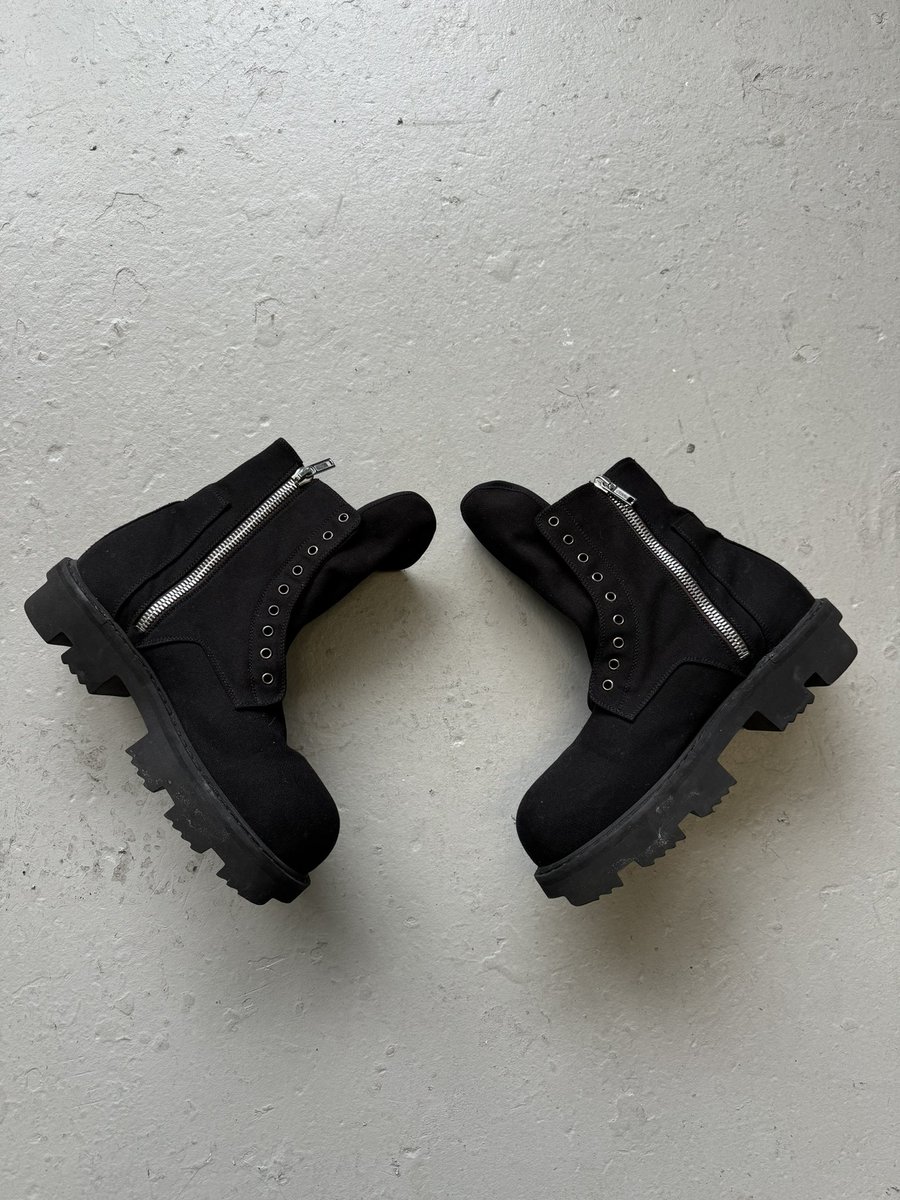 marcosqrd's tweet photo. Rick Owens DRKSHDW Megatooth Army Boots https://t.co/3Gxocvbf3k