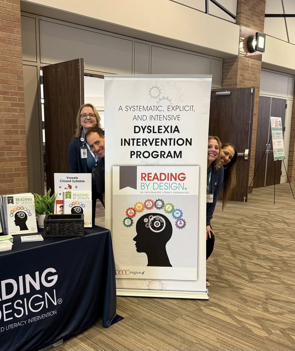 R4Dyslexia's tweet photo. Region 4 is in the house at the @Region10ESC Summer #Dyslexia Institute! We’re enjoying sharing our amazing dyslexia program, #ReadingbyDesign, and two of our specialists are presenting sessions for participants! https://t.co/TYq8ZThkl5