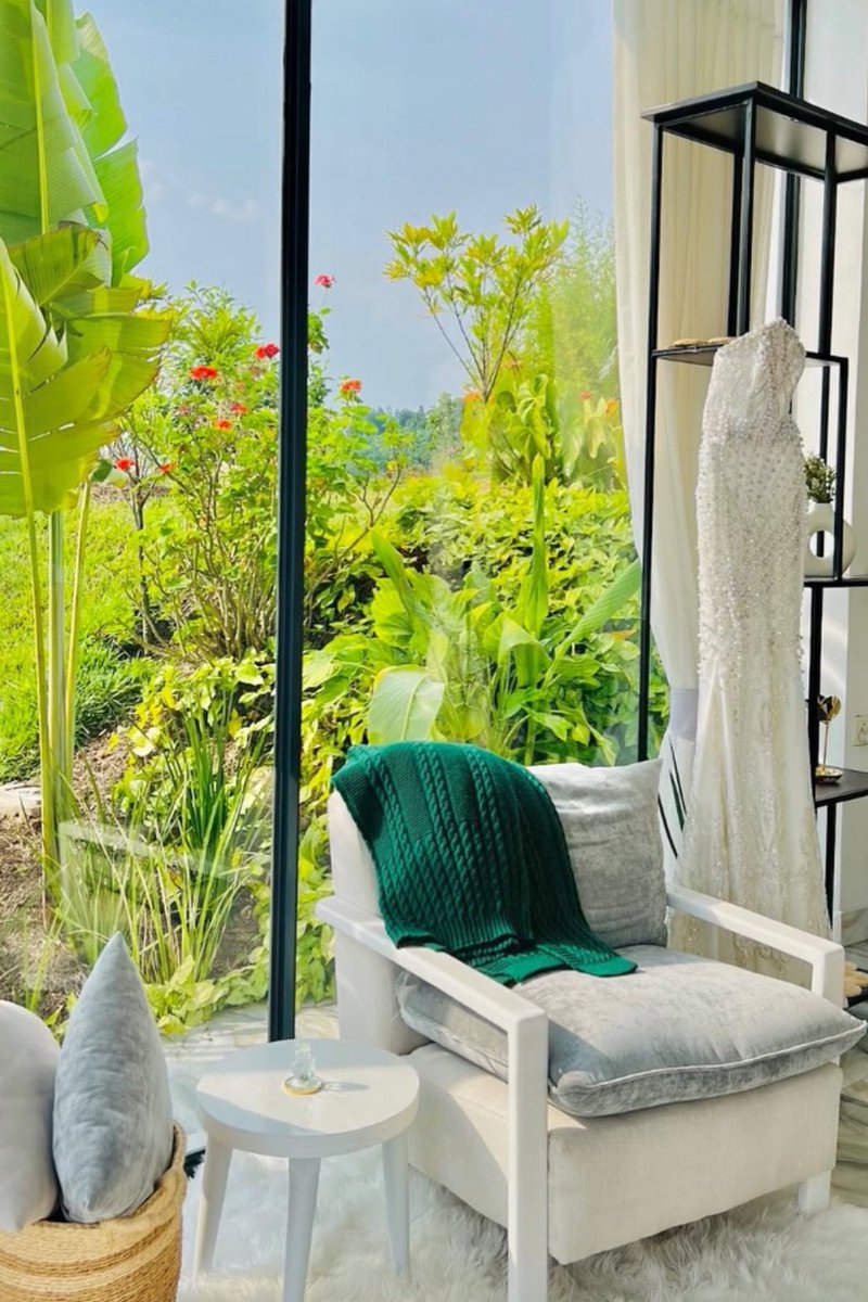 EverRetreat's tweet image. You just need to sit in an exclusive villa just in-front of a lake reading a good book taking breakfast on your private terrace!
A one-of-a-kind healing experience awaits at B&P Ever Retreat /Rubavu!