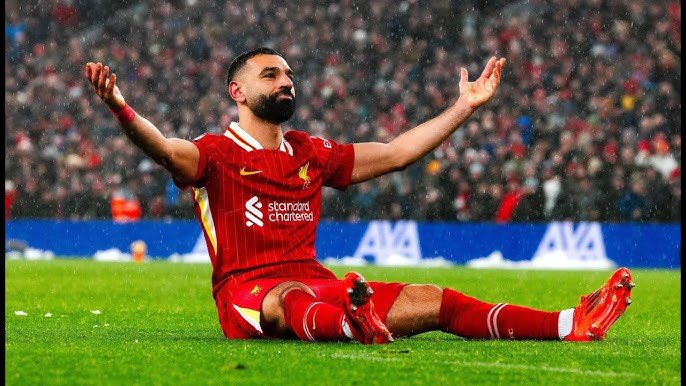 Maxfluidity's tweet image. This season it seems like the premier league is changing guards: From the likes of KDB to Wirtz etc… Only one man stays constant in both eras. 🇪🇬👑