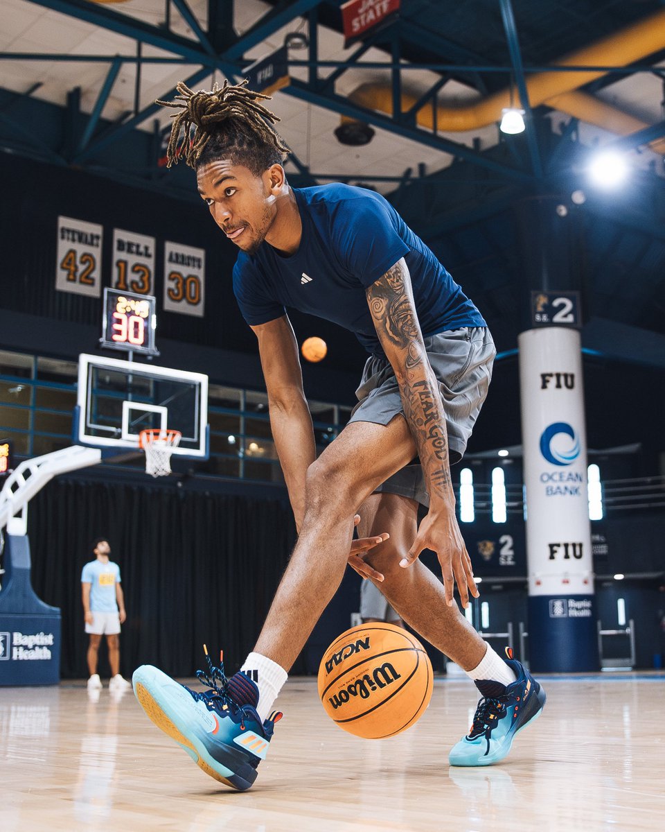 FIUHoops's tweet image. focused on the grind, not the spotlight 💯