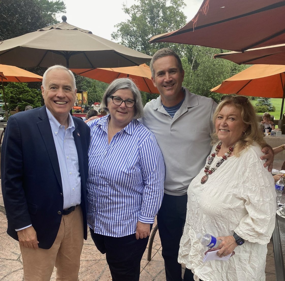BlakeGendebien's tweet image. Thank you Chair Lynne Boecher and the WarrenCounty Democratic community for all your hard work and a great golf tournament at the Cronins Golf Resort!