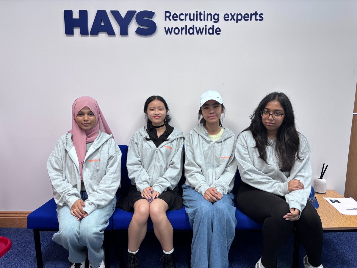 TeenTurn's tweet image. Another #Teenturnship training day in Limerick! More work placement preparation underway, with another board room made available to us by our great friends at Hays. Thanks always to our long-term supporters.