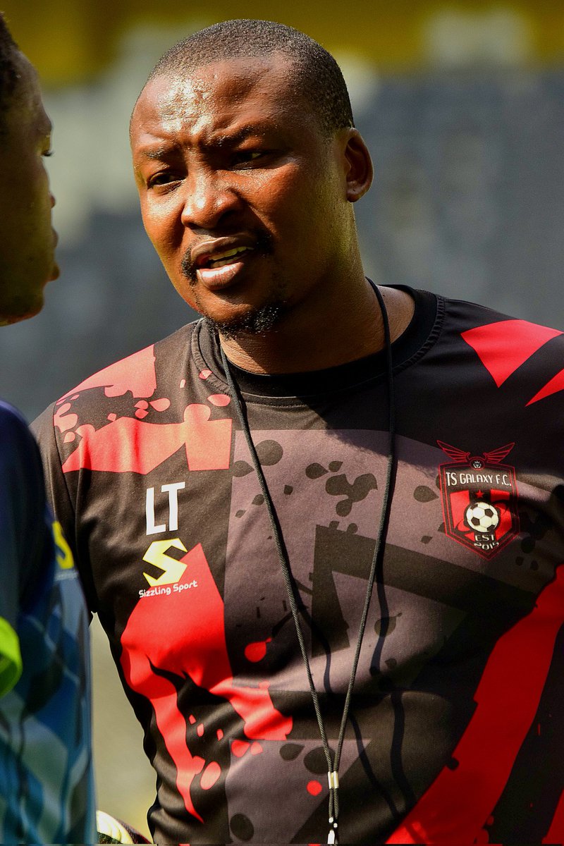 TSGALAXYFC's tweet image. Boots laced, minds locked in. Itโs grind time.๐โฝ๏ธ๐ช
@aQuelle @aQuelleViV
#Siyadumuza
#TheRockets
#TSG