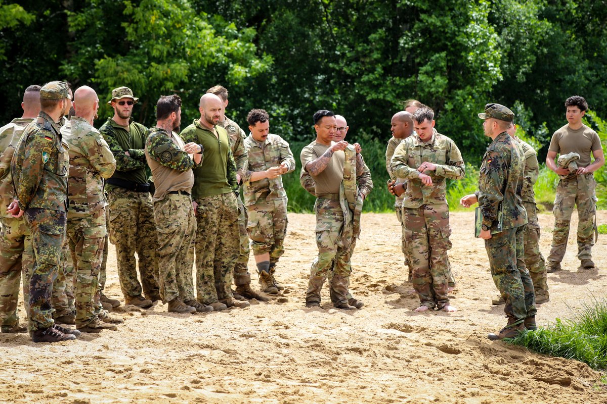 mnbg_lithuania's tweet image. 🌊No matter the terrain or temperature - our soldiers train to overcome any obstacle.
Every exercise builds confidence and resilience - in ourselves and in each other.💪🔥
#MilitaryTraining #NATOready #StrongerTogether
📌Bartoniniai, Lithuania
📸MNBGLTU CZE ComCam
@bundeswehr