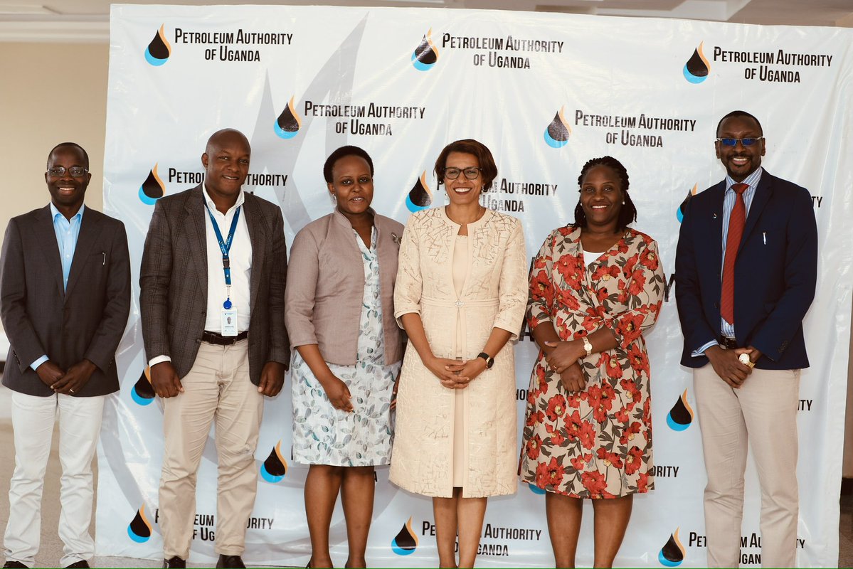 PAU_Uganda's tweet image. Strengthening Synergies Between Tourism and Oil & Gas 🌍🛢️
The @PAU_Uganda has held an engagement with the Senior Presidential Advisor on Tourism, Ms. @LillyAjarova, to explore strategic linkages between the tourism and oil & gas sectors.
Key focus areas included:
✅ Promoting…