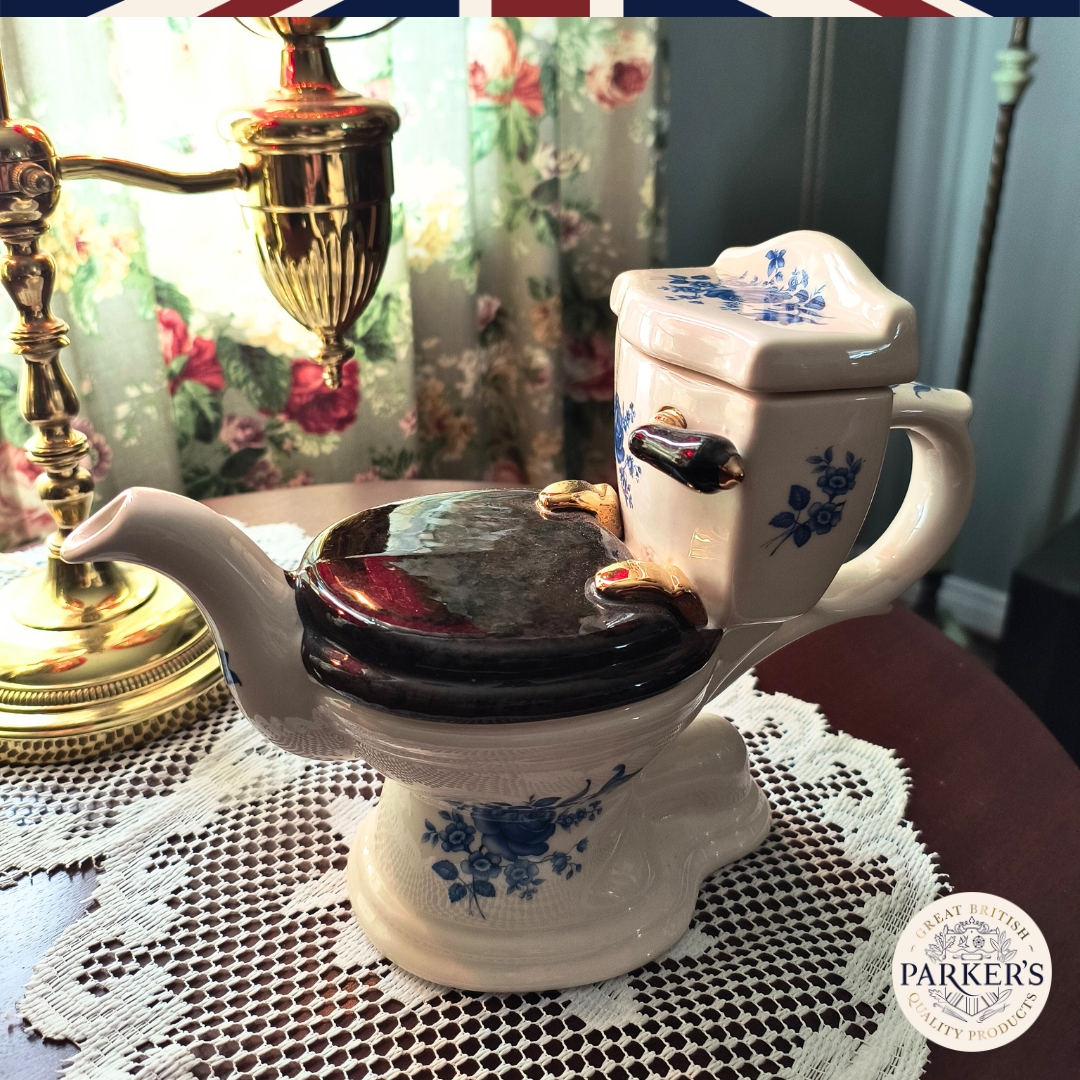 ParkersGB's tweet photo. One of our lovely customers sent us this absolute masterpiece…
bog standard brew?! 😂

Got a cracking teapot at home? Show us yours!

#ParkersGBI #ProperBritish #Teapot #OnlyBritishWillDo #BritishTea https://t.co/9wa983UrZC