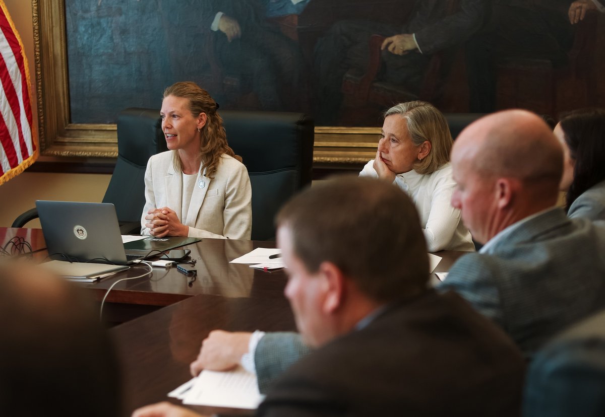GovCox's tweet image. Building Utah’s future starts with protecting what makes it special. Today, the new BUILD Coordinating Council sat down to chart our state’s next chapter of strengthening neighborhoods, protecting our resources, and keeping Utah strong.