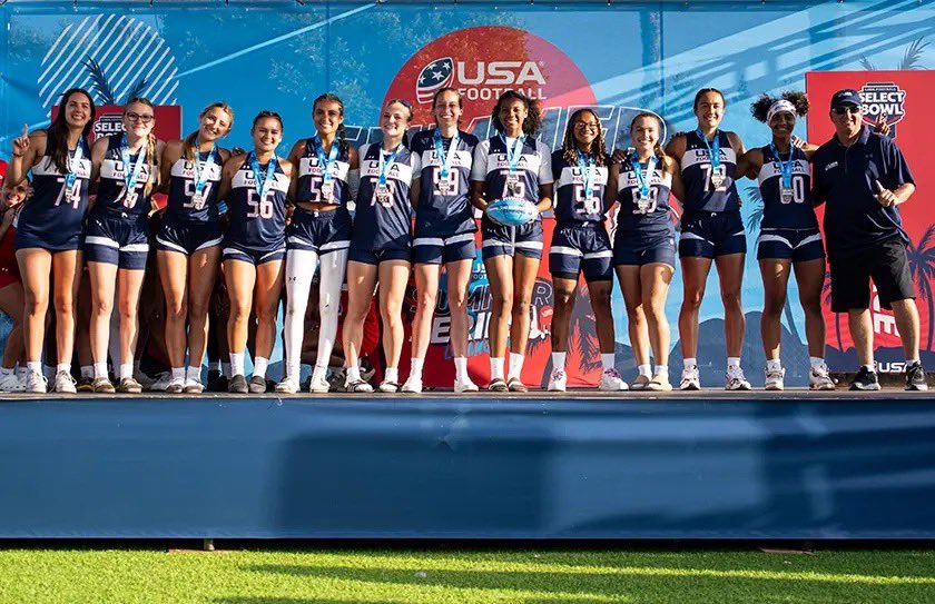 niveaboyd's tweet image. Throwback to USA Select Bowl 23u Champs 2025馃鉂わ笍 #womenflagfootball #USAfootball