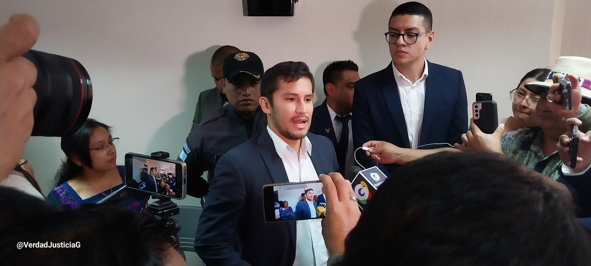 VerdadJusticiaG's tweet image. #CasoSemilla #EduardoMasaya En la audiencia de solicitud de medida de sustitutiva la Jueza Berta María del Carmen Zamora; encargada del Tribunal 7° de Sentencia Penal indicó que, luego de escuchar los argumentos de ambas partes, es prudente que el Abogado Eduardo Masaya goce de…